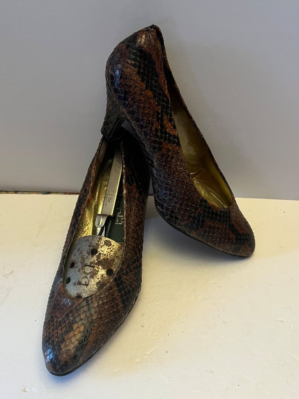 Vintage Genuine Snakeskin Python Pumps Gold Interior Mid Heel